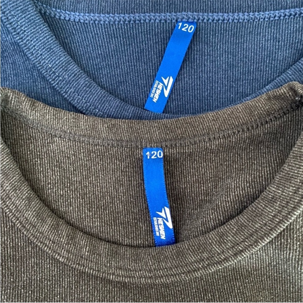 Pair Of Kids 120 Long Sleeve Tops - Picture 7 of 7